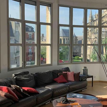 Loft Des Sacres - Vue Unique Sur La Cathedrale Apartment Reims Luaran gambar